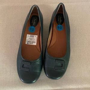 Clarks Artisan navy blue size 10 flats